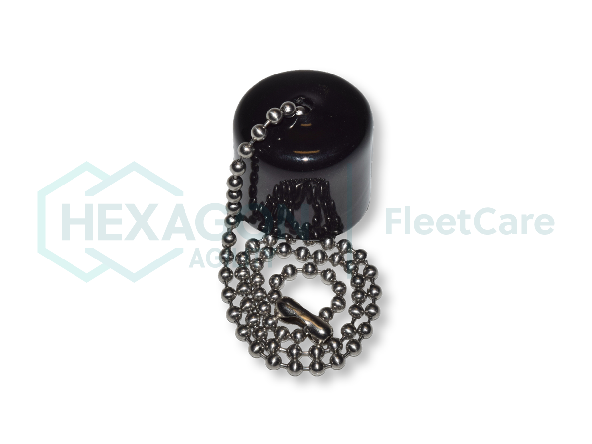BLACK CAP WITH CHAIN